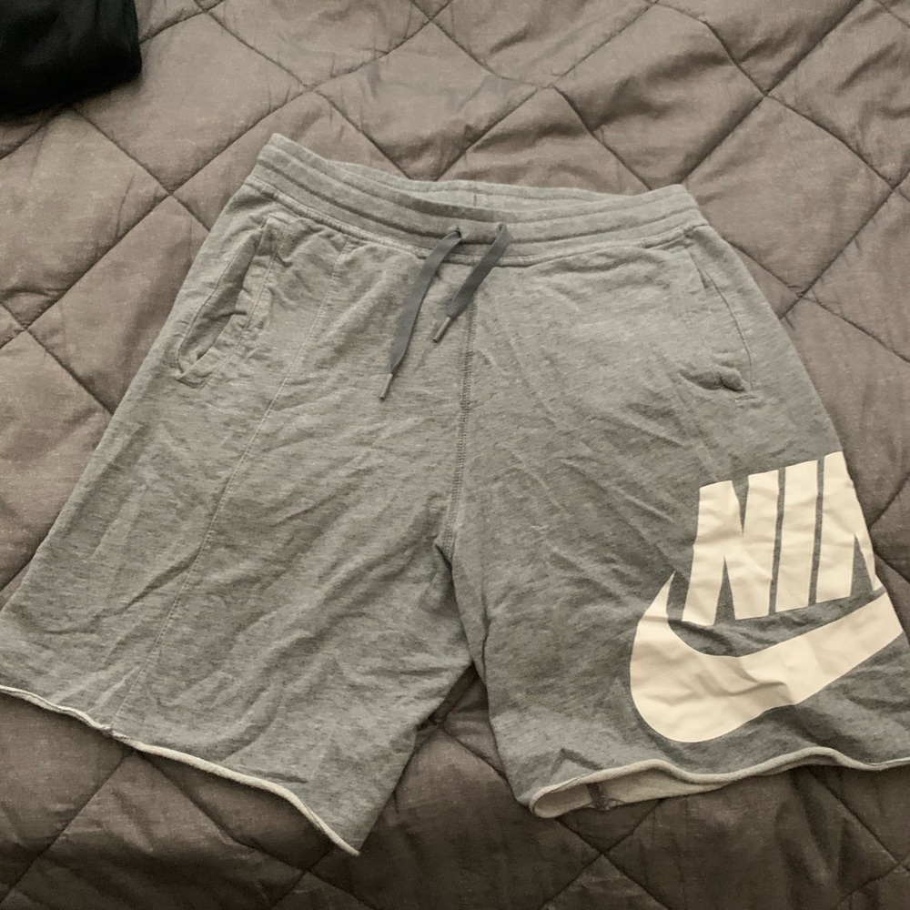 Nike shorts boys